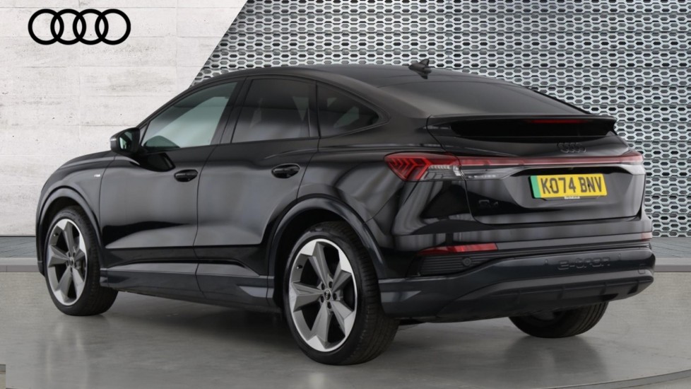 Used Audi Q4 e-tron 2025 for sale - 77043045: Photo 3