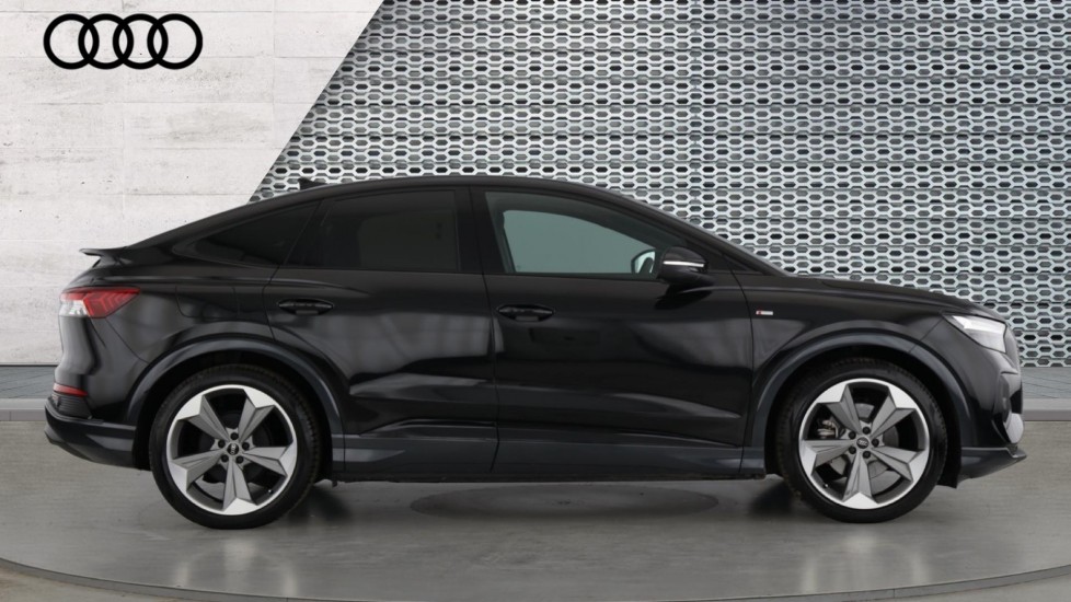 Used Audi Q4 e-tron 2025 for sale - 77043045: Photo 4