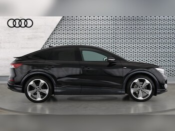 Used Audi Q4 e-tron 2025 for sale - 77043045: Photo