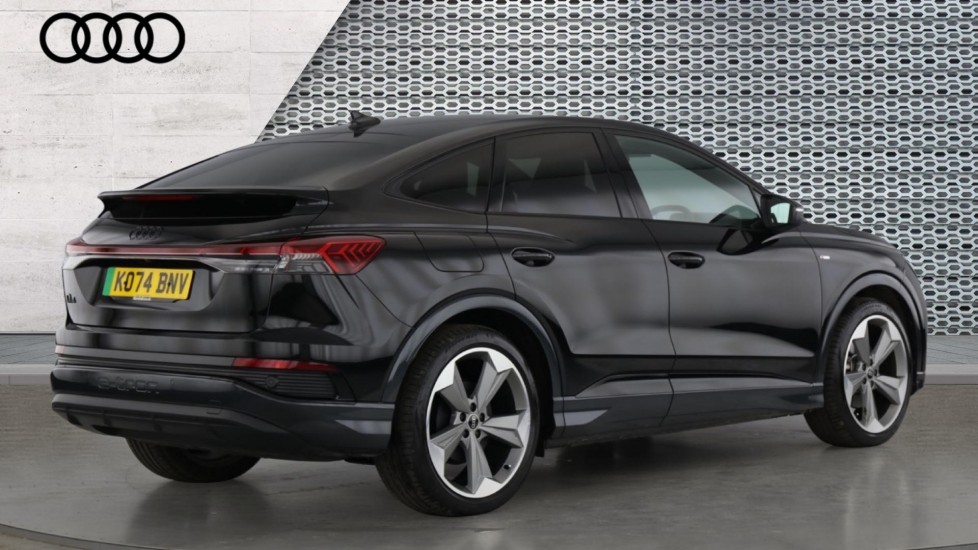 Used Audi Q4 e-tron 2025 for sale - 77043045: Photo 8