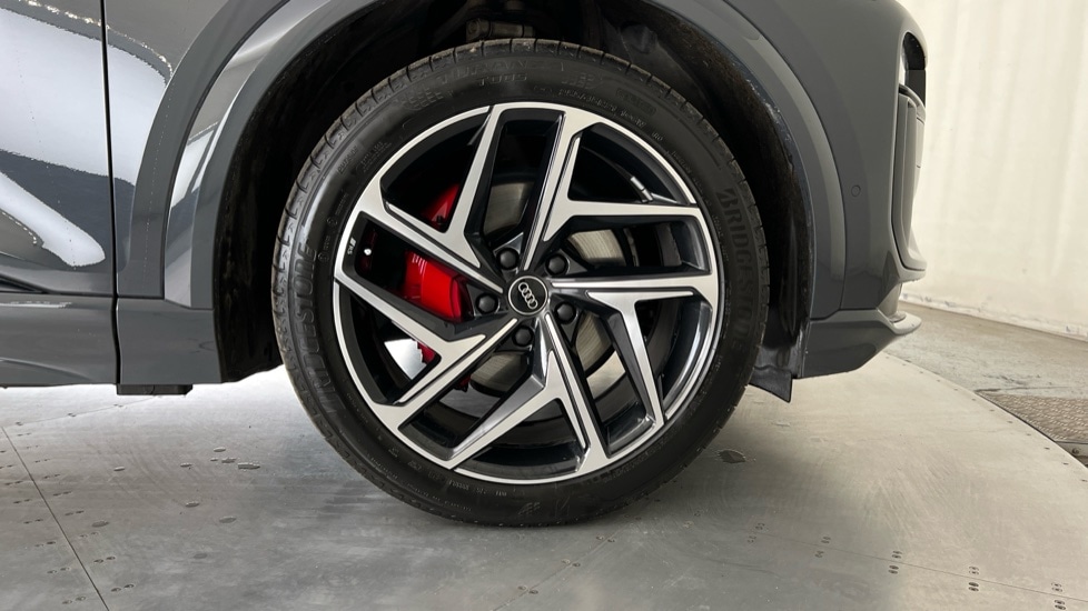 Used Audi Q6 e-tron 2025 for sale - 76745377: Photo 5