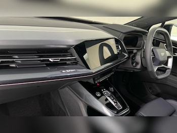 Used Audi Q4 e-tron 2024 for sale - 75541200: Photo