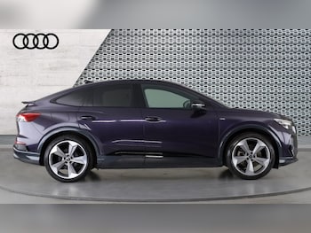 Used Audi Q4 e-tron 2024 for sale - 75541200: Photo