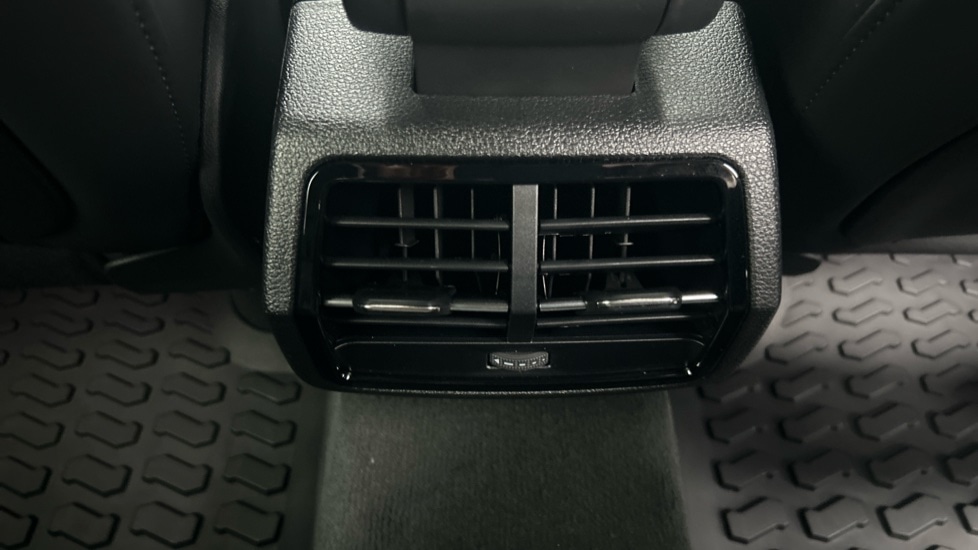 Used Audi Q3 2025 for sale - 76507594: Photo 37