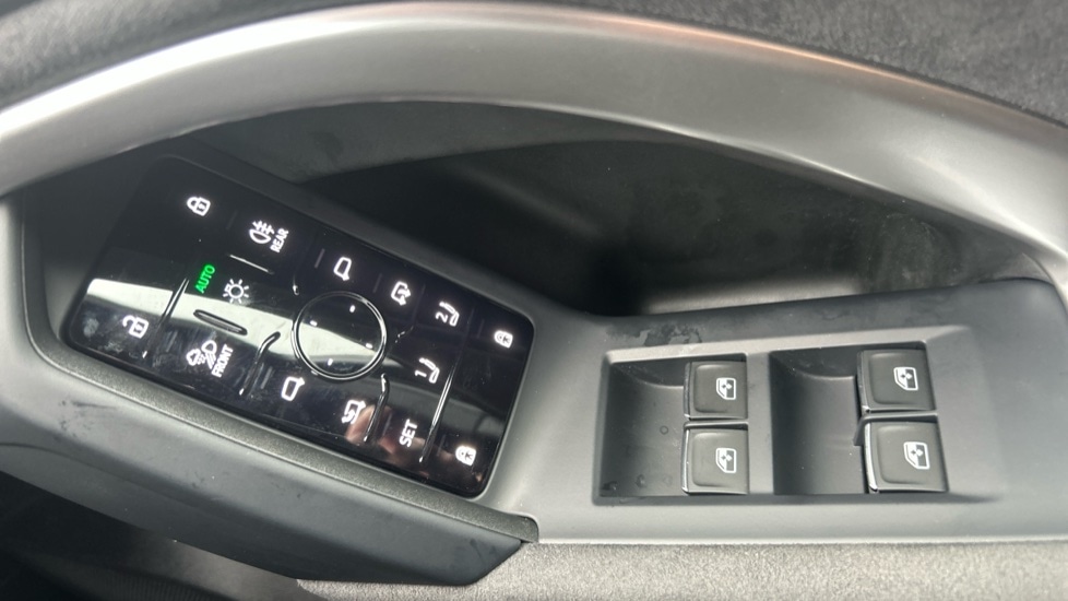Used Audi Q5 2025 for sale - 76311814: Photo 28