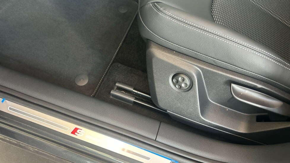 Used Audi Q2 2025 for sale - 76937482: Photo 41