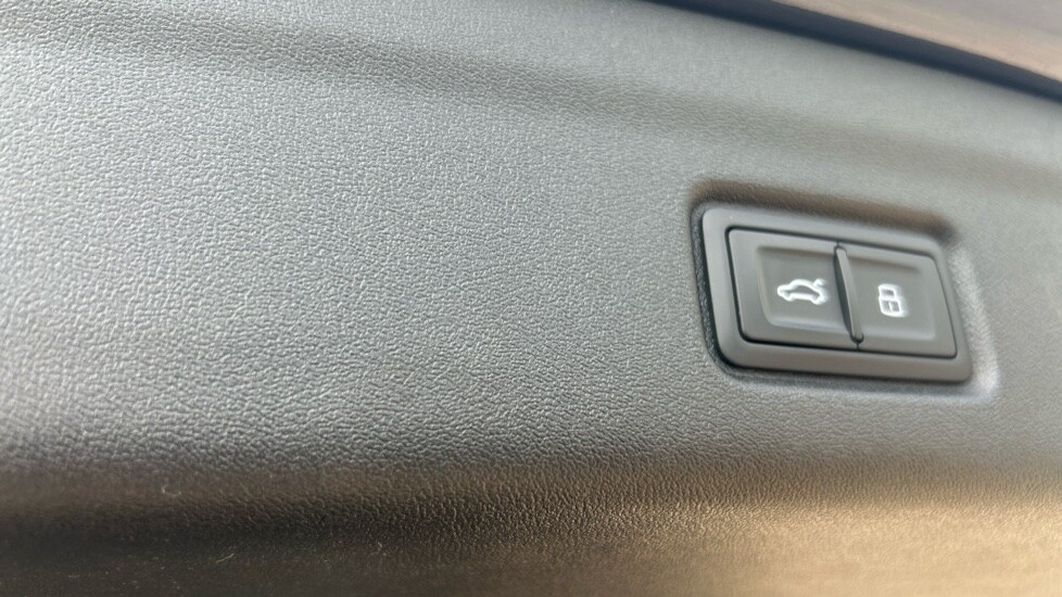 Vehicle 44