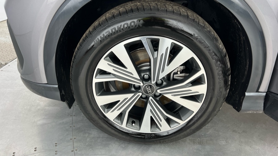 Used Audi Q4 e-tron 2024 for sale - 76803989: Photo 21