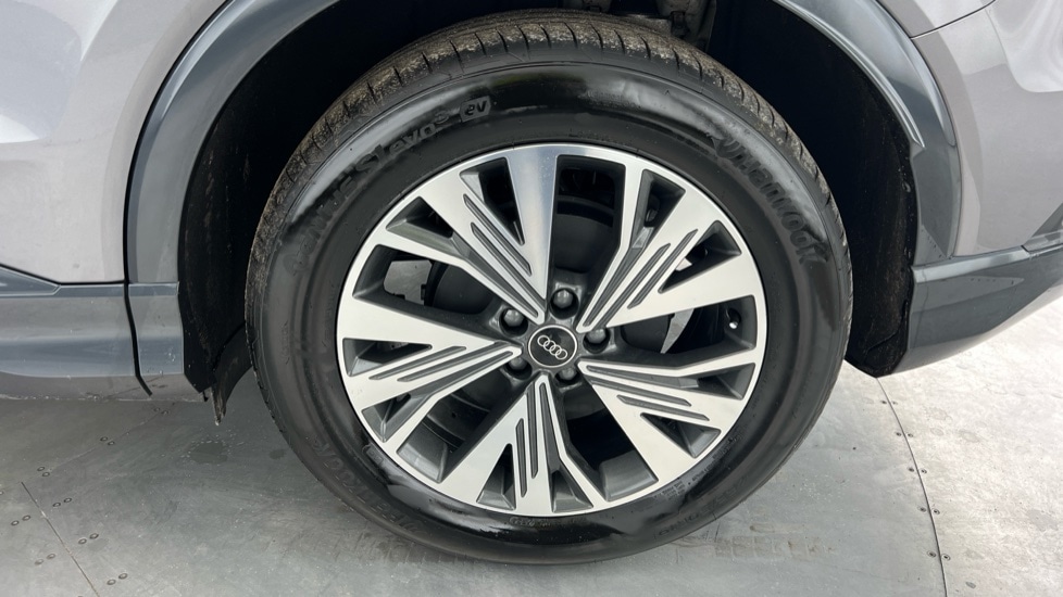 Used Audi Q4 e-tron 2024 for sale - 76803989: Photo 22