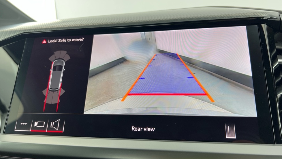 Used Audi Q4 e-tron 2024 for sale - 76803989: Photo 36