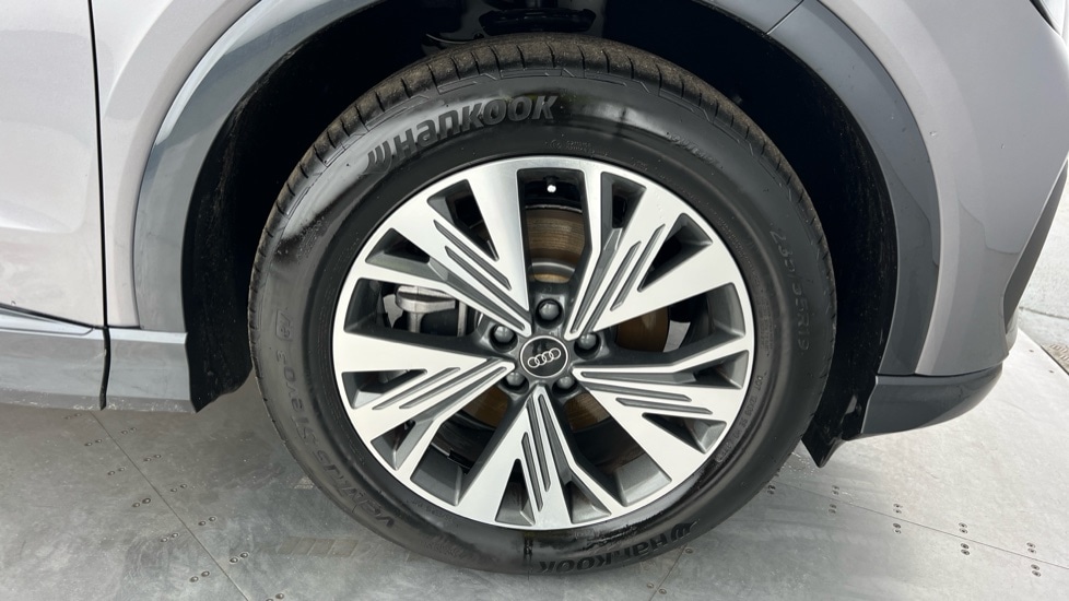 Used Audi Q4 e-tron 2024 for sale - 76803989: Photo 5