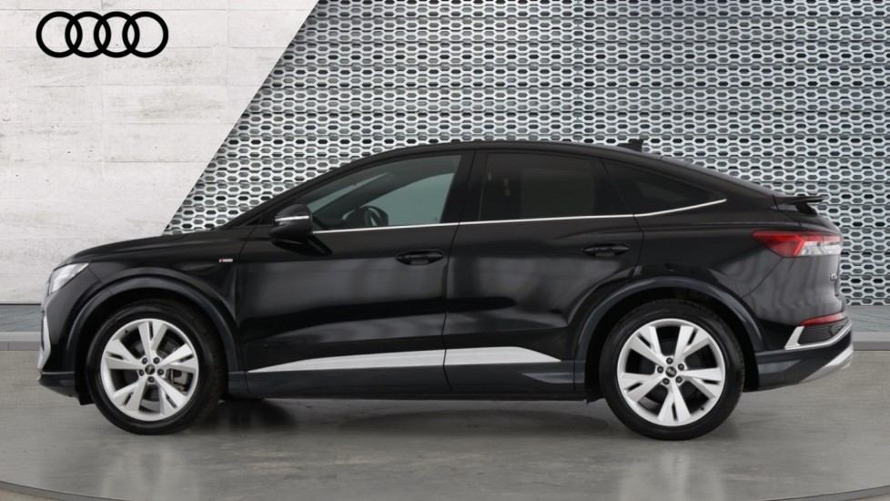 Used Audi Q4 e-tron 2024 for sale - 76691533: Photo 9