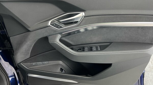 Used Audi e-tron 2022 for sale - 76311836: Photo 30
