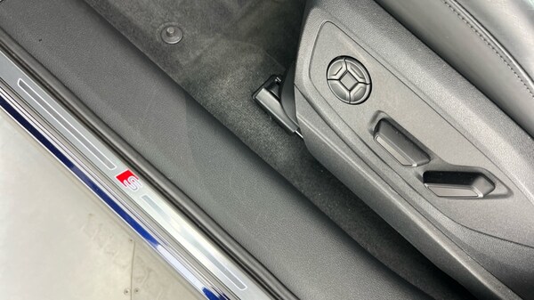 Used Audi e-tron 2022 for sale - 76311836: Photo 36