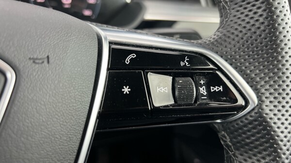 Used Audi e-tron 2022 for sale - 76311836: Photo 37
