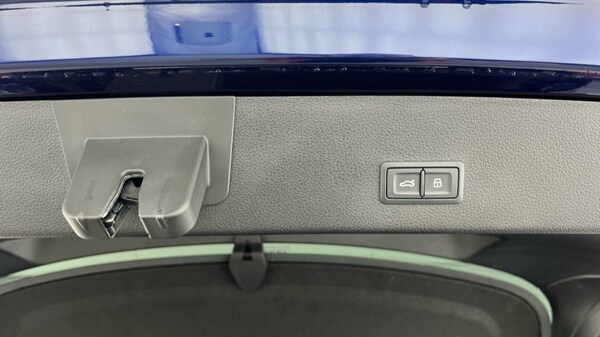 Used Audi e-tron 2022 for sale - 76311836: Photo 54