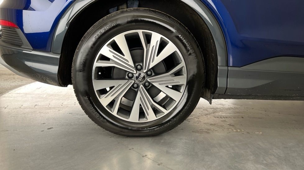 Used Audi Q4 e-tron 2025 for sale - 76796275: Photo 23