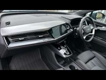 Used Audi Q4 e-tron 2024 for sale - 74954367: Photo