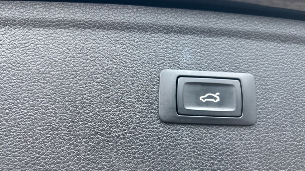 Used Audi Q5 2021 for sale - 76754686: Photo 42