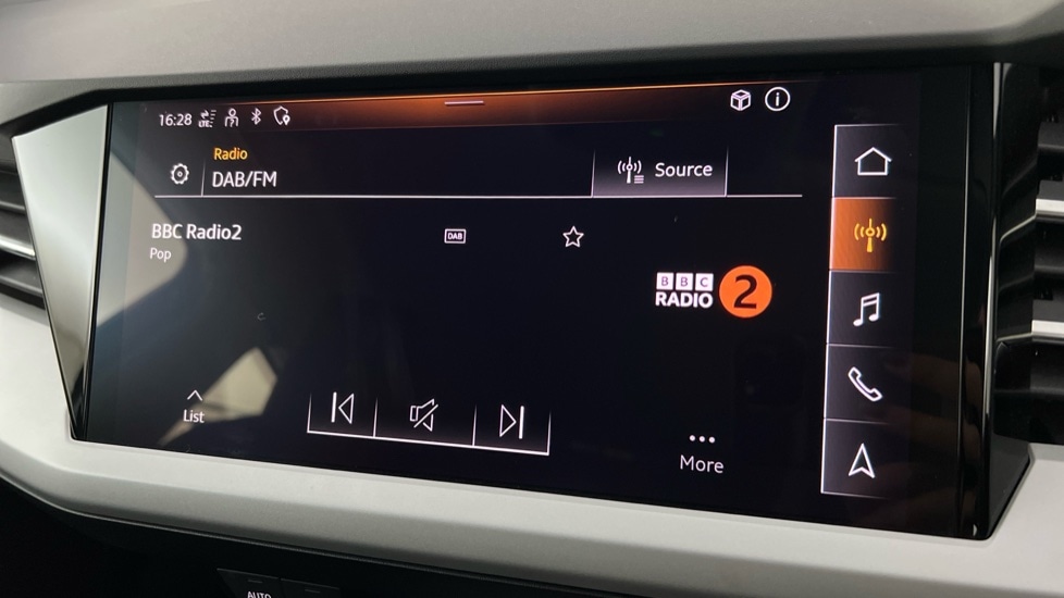 Used Audi Q4 e-tron 2022 for sale - 76441920: Photo 30