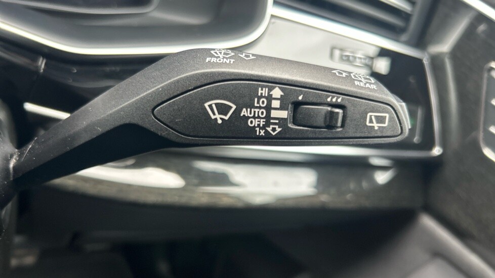 Used Audi Q8 2022 for sale - 75886993: Photo 31