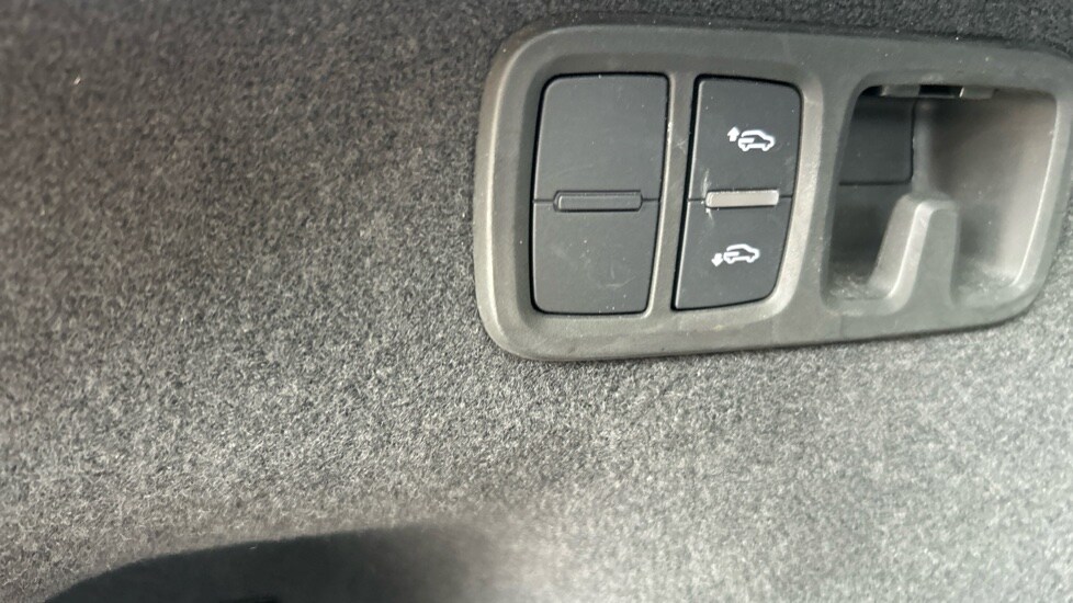 Used Audi Q8 2022 for sale - 75886993: Photo 43