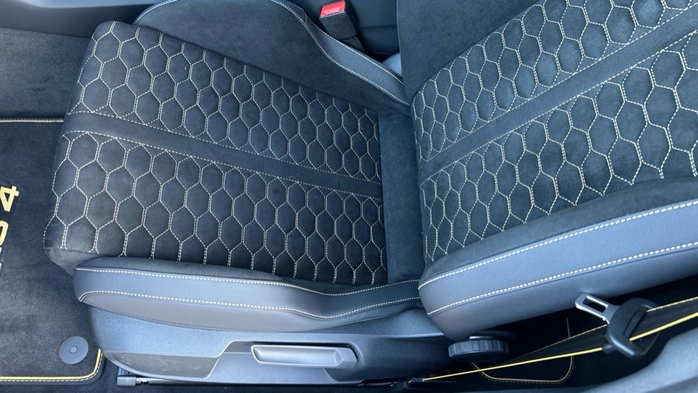 Used Audi RS4 2025 for sale - 77079056: Photo 29