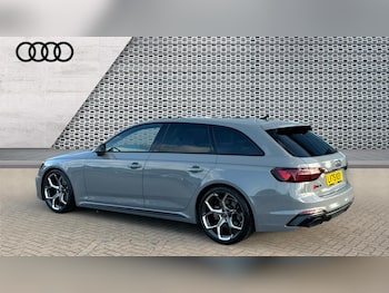 Used Audi RS4 2025 for sale - 77079056: Photo