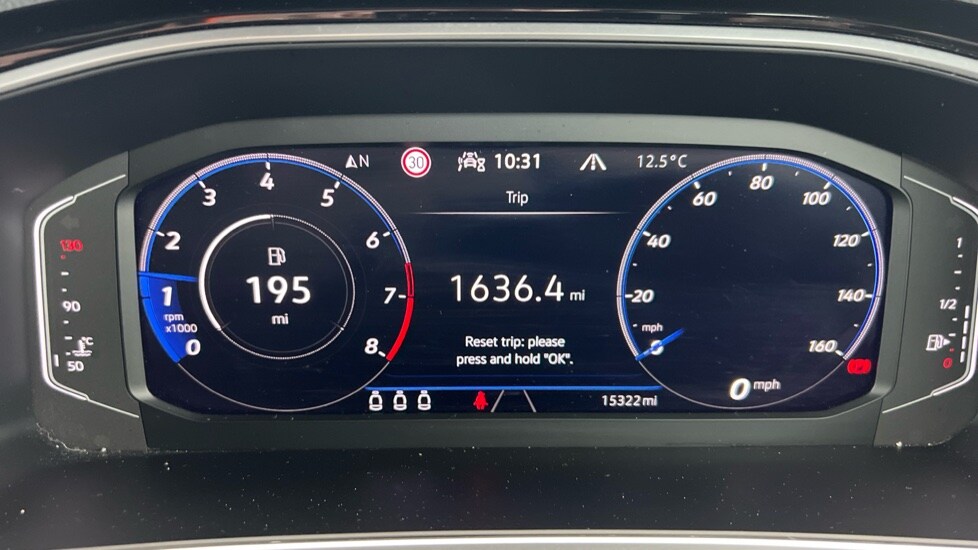 Used Volkswagen T-Roc 2022 for sale - 76124831: Photo 13