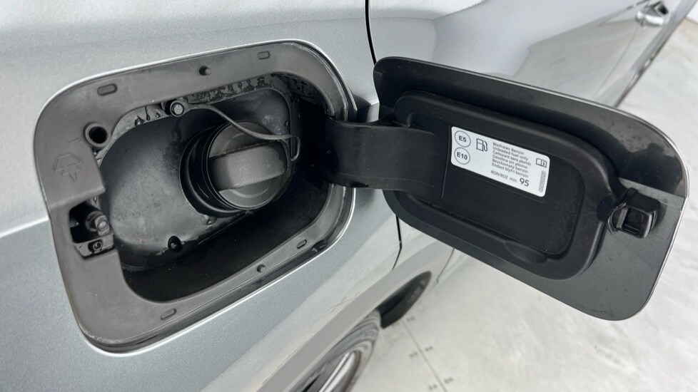 Used Volkswagen T-Roc 2022 for sale - 76124831: Photo 21