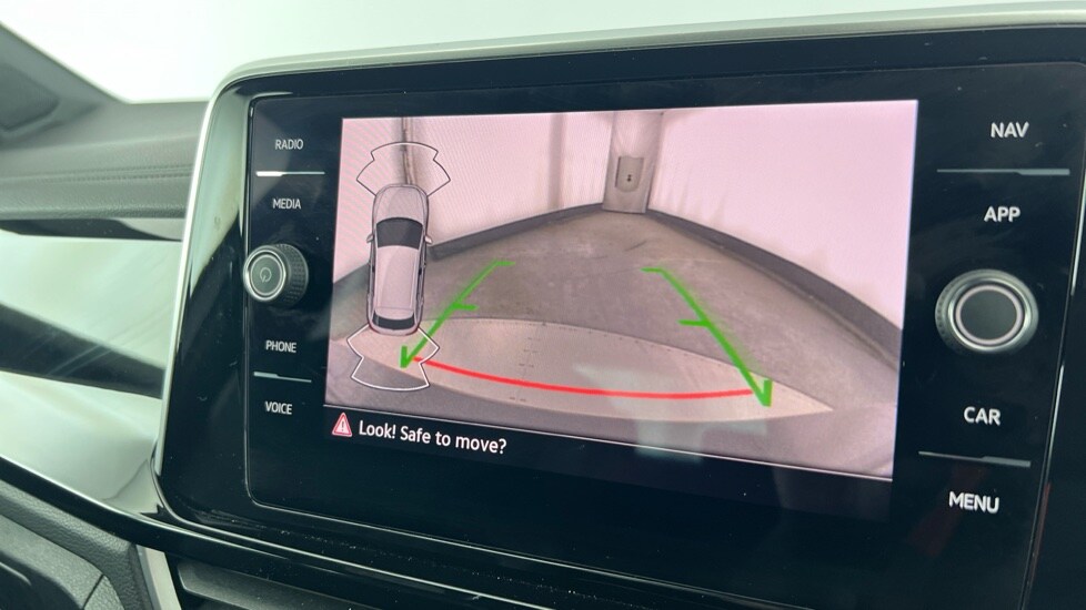 Used Volkswagen T-Roc 2022 for sale - 76124831: Photo 26