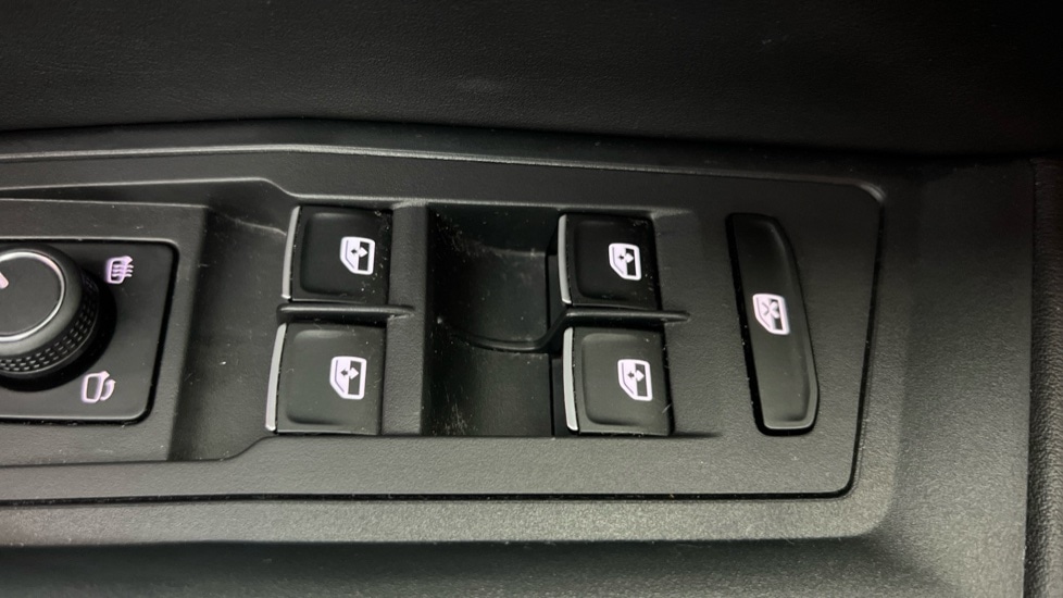 Used Volkswagen T-Roc 2022 for sale - 76124831: Photo 39