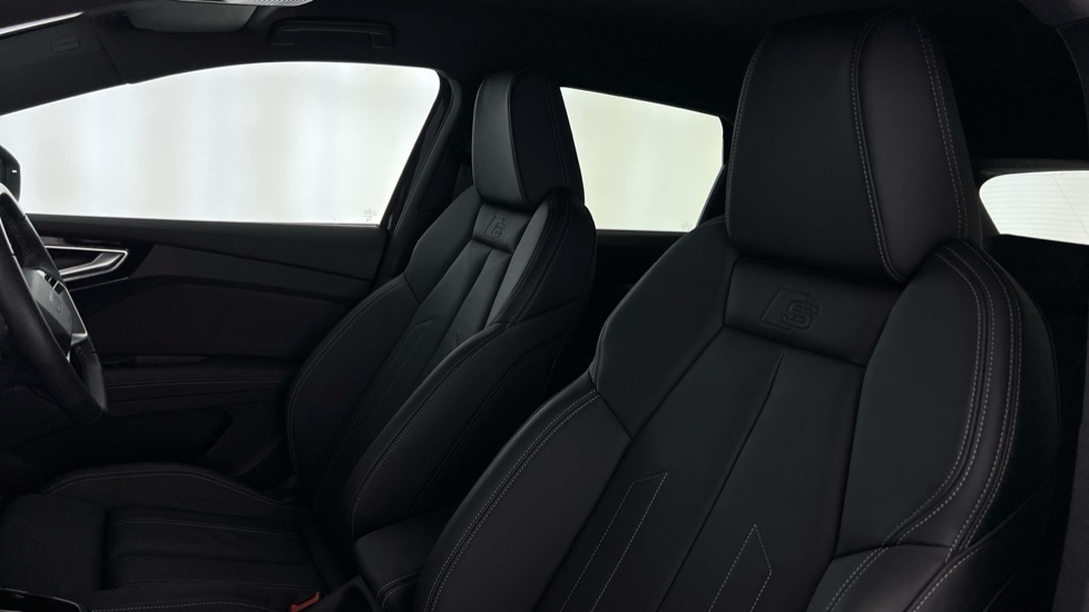 Used Audi Q4 e-tron 2024 for sale - 76328010: Photo 17