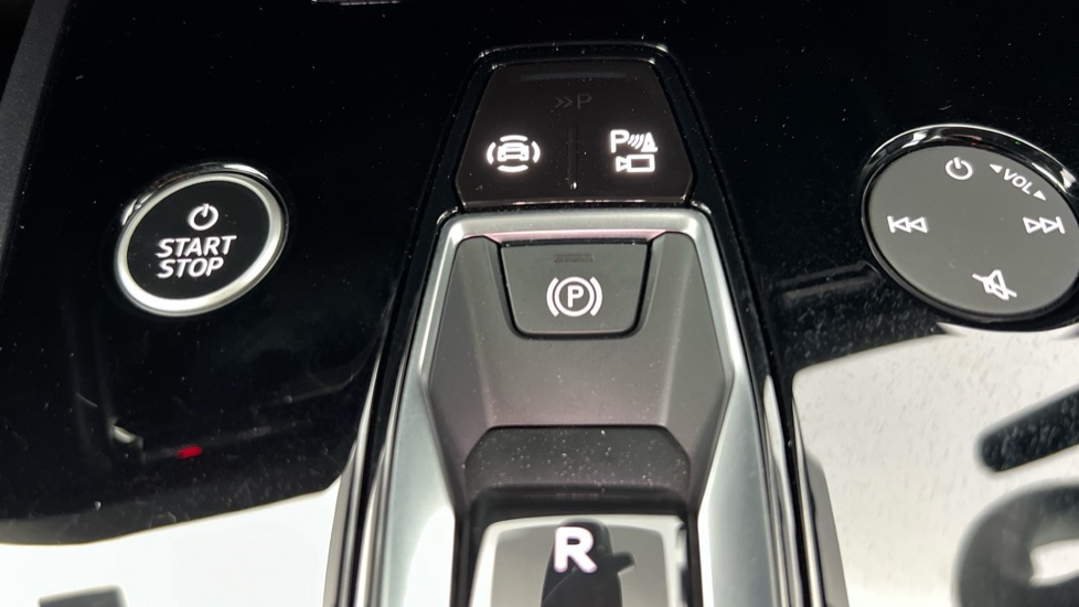 Used Audi Q4 e-tron 2024 for sale - 76328010: Photo 42