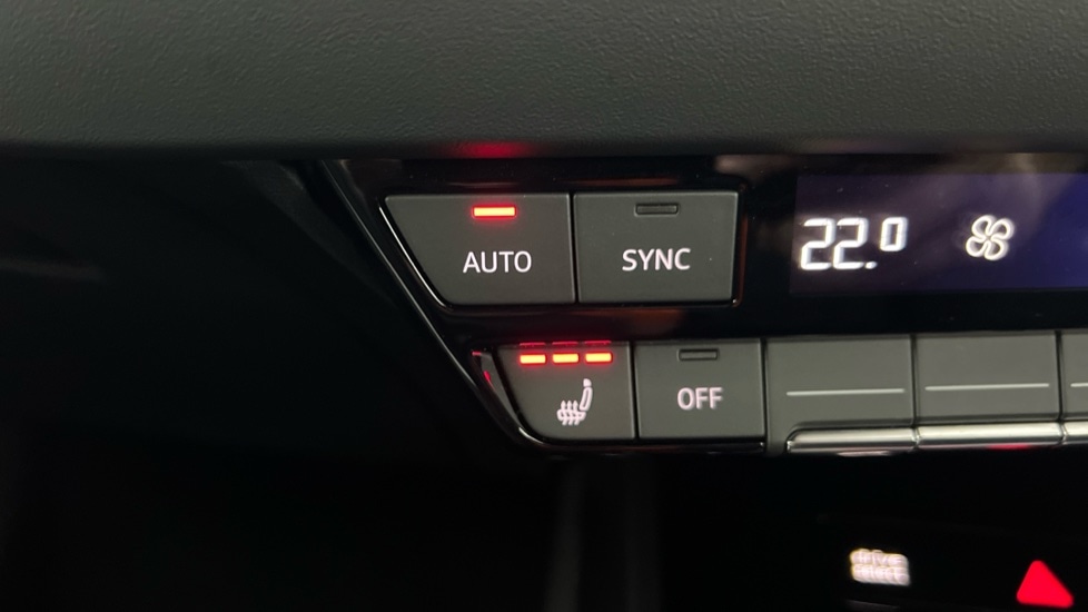 Used Audi Q4 e-tron 2024 for sale - 76328010: Photo 49