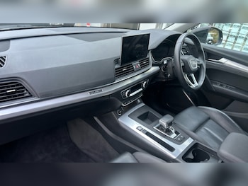 Used Audi Q5 2021 for sale - 76851240: Photo