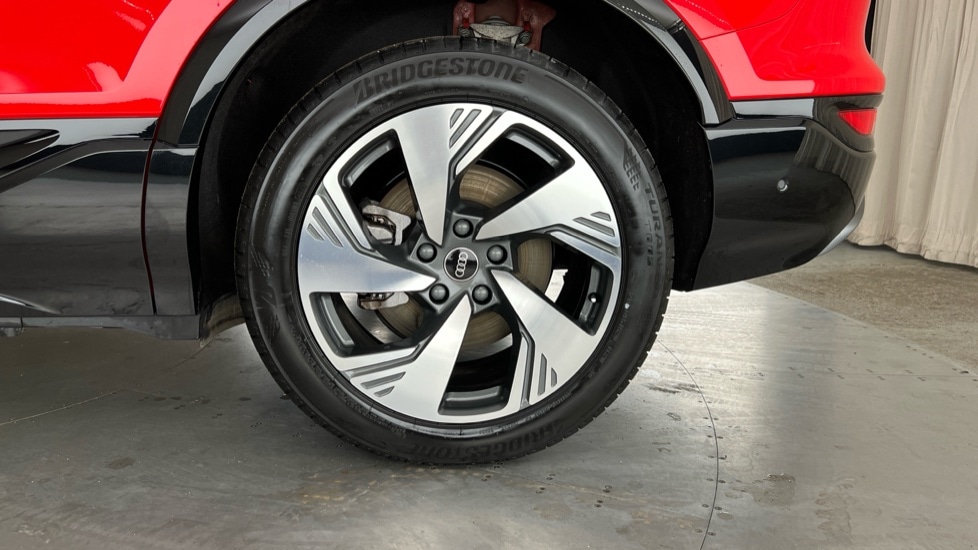 Used Audi Q6 e-tron 2024 for sale - 76384341: Photo 22