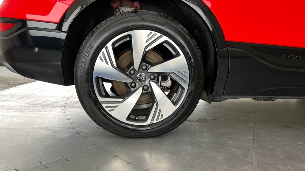 Used Audi Q6 e-tron 2024 for sale - 76384341: Photo 23