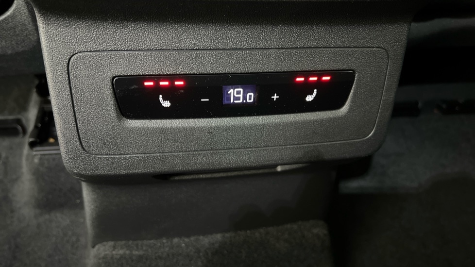 Used Audi Q6 e-tron 2024 for sale - 76384341: Photo 37