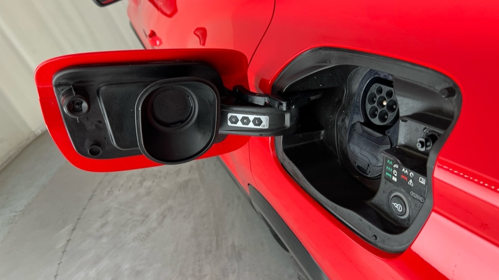 Used Audi Q6 e-tron 2024 for sale - 76384341: Photo 42