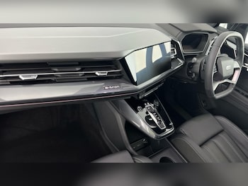 Used Audi Q4 e-tron 2025 for sale - 76788188: Photo