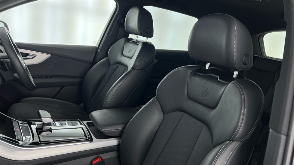 Used Audi Q7 2023 for sale - 76796278: Photo 17