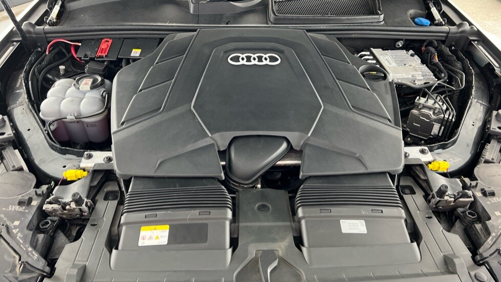 Used Audi Q7 2023 for sale - 76796278: Photo 20