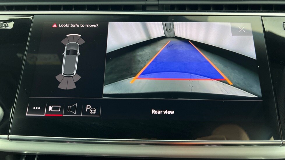 Used Audi Q7 2023 for sale - 76796278: Photo 36