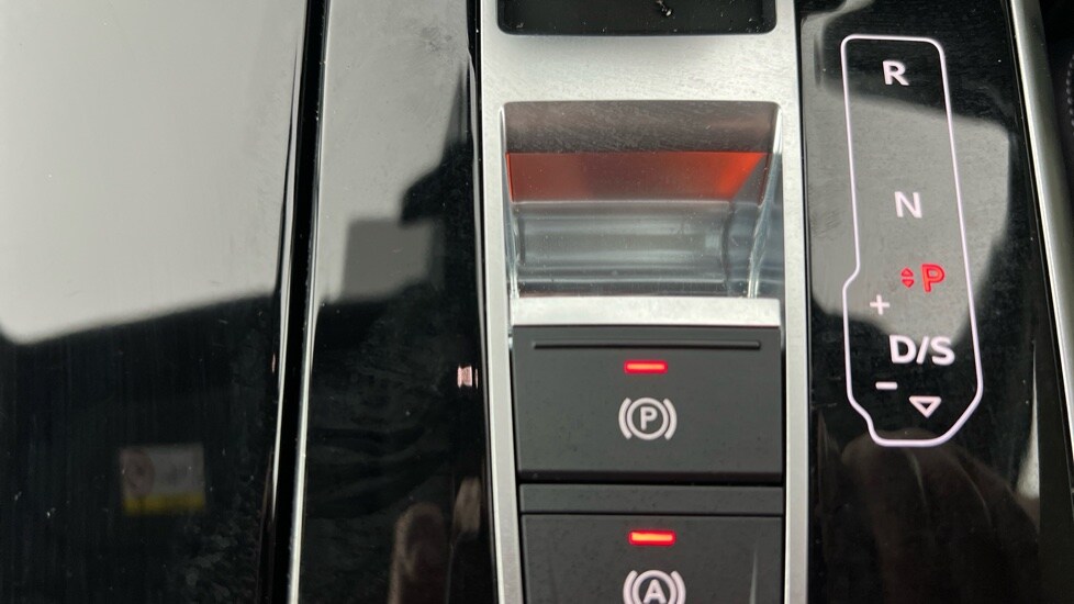 Used Audi Q7 2023 for sale - 76796278: Photo 44