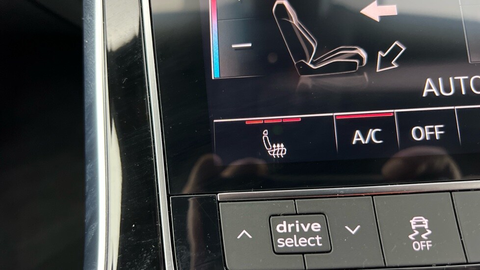 Used Audi Q7 2023 for sale - 76796278: Photo 53