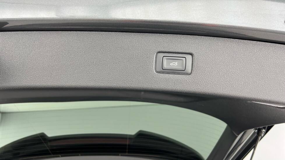 Used Audi Q7 2023 for sale - 76796278: Photo 60