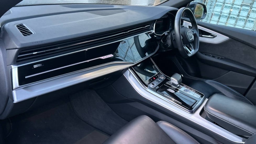 Used Audi Q8 2022 for sale - 76668229: Photo 2