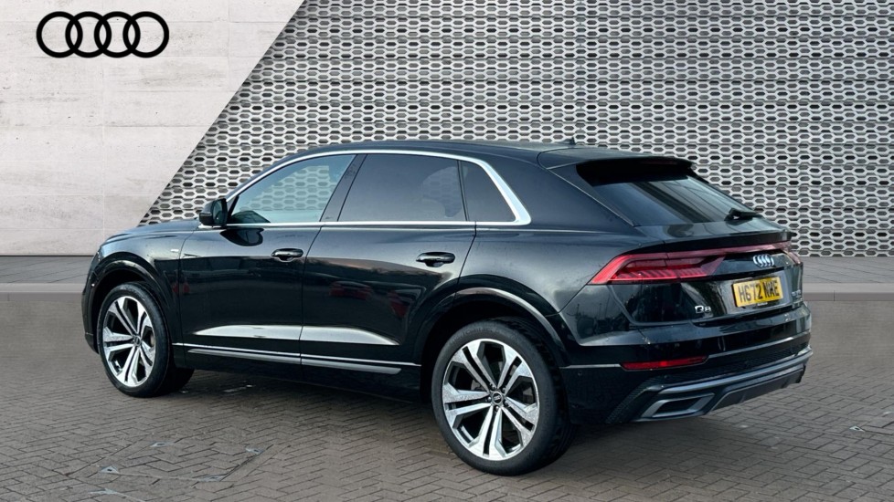 Used Audi Q8 2022 for sale - 76668229: Photo 3