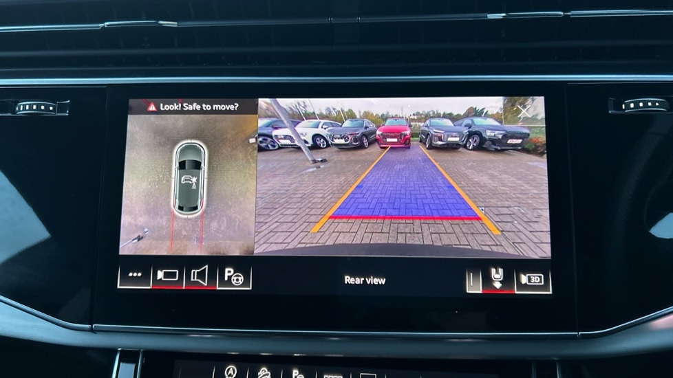 Used Audi Q8 2022 for sale - 76668229: Photo 36